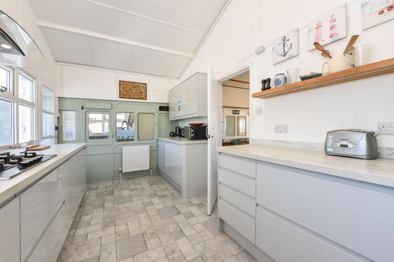 Seasidings, Pagham Villa Kültér fotó