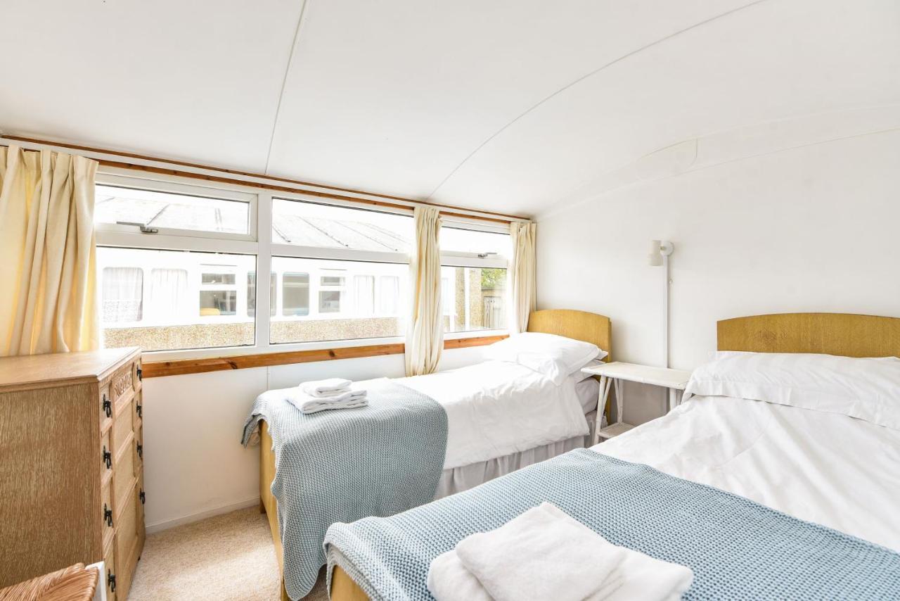 Seasidings, Pagham Villa Kültér fotó